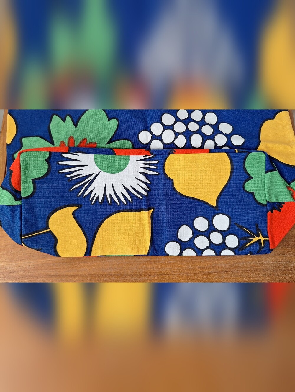 Marimekko Kukkatori Canvas Tote Oversized Beach Bag Colorful Floral HTF Rare NWT - Picture 5 of 15
